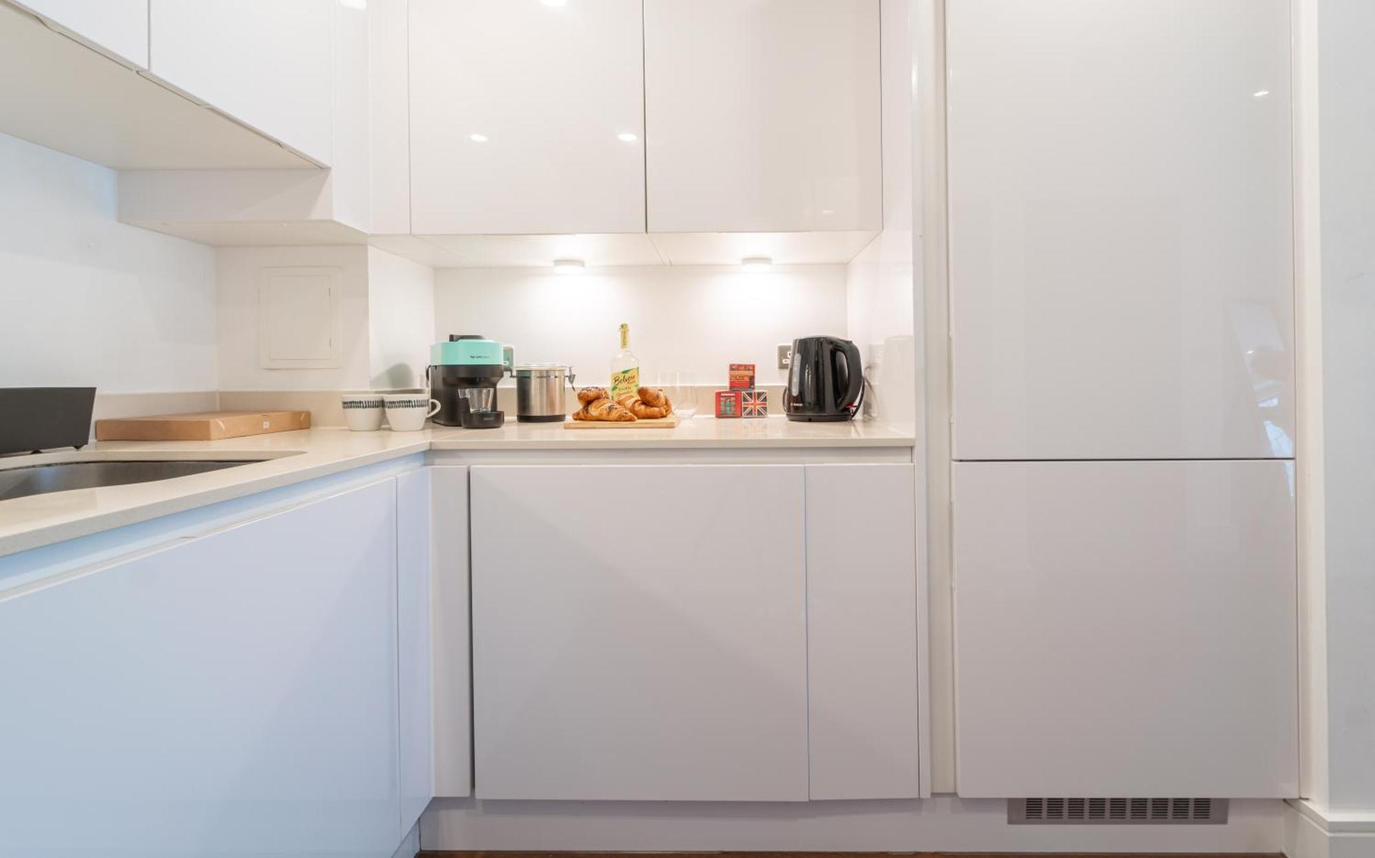 Stylish And Comfortable Canary Wharf Apartment Perfect For Long Stays ロンドン エクステリア 写真