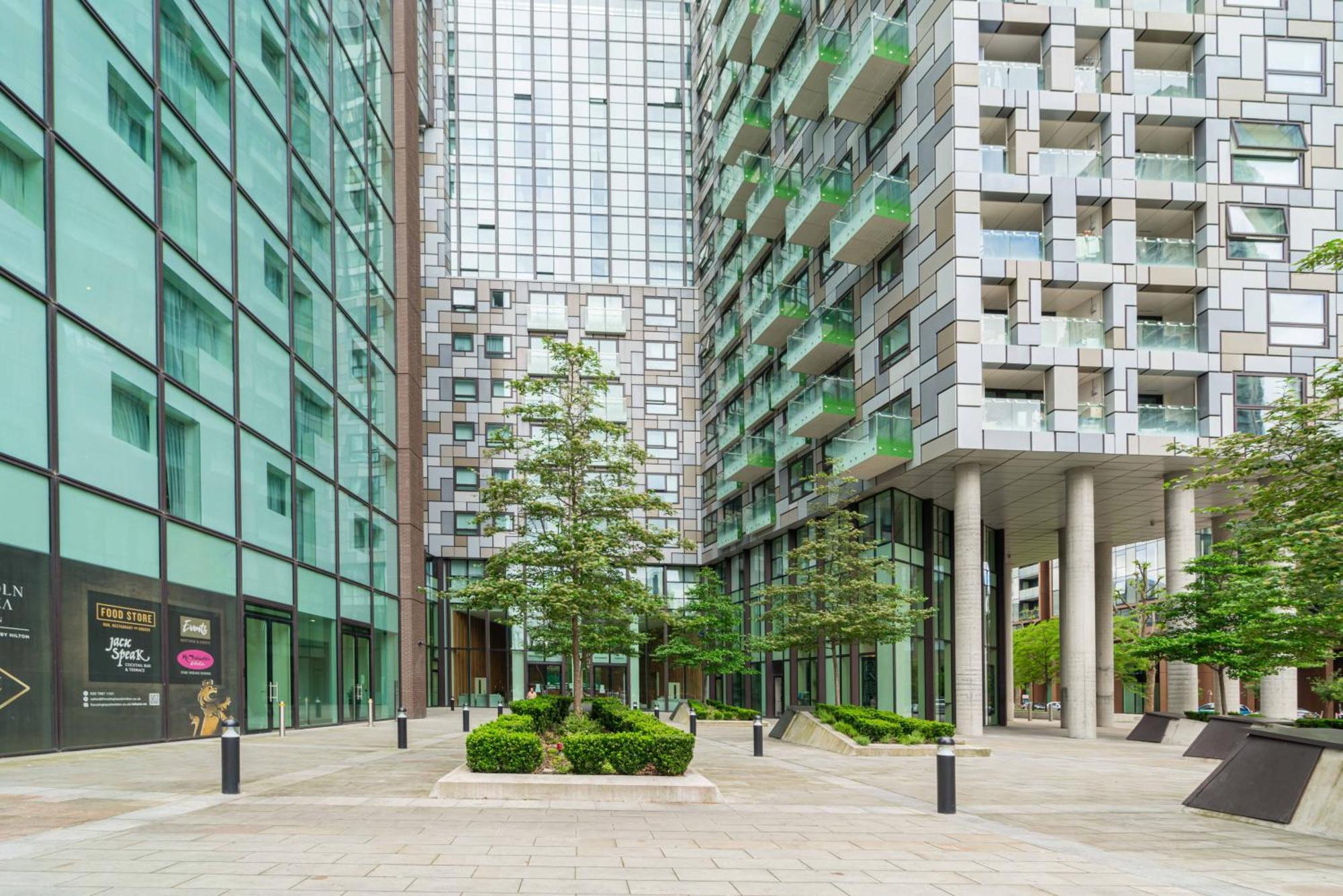 Stylish And Comfortable Canary Wharf Apartment Perfect For Long Stays ロンドン エクステリア 写真